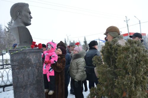 Сарман кунаклар кабул итте