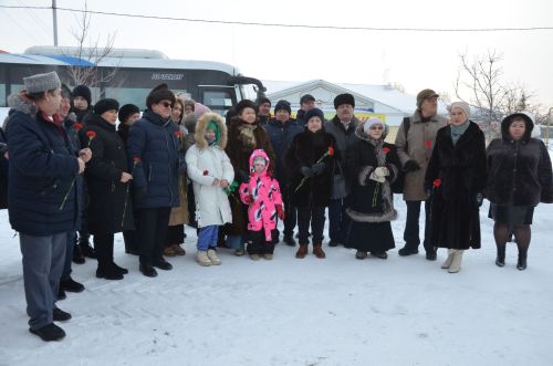Сарман кунаклар кабул итте