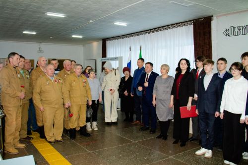 Җәлилнең икенче санлы мәктәбендә Әфган сугышы ветераннарын искә алдылар