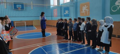 Учащиеся Альметьевской школы изучили «Азбуку дорог»