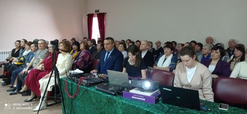 Ямаш Игәнәйнең китабы тәкъдир ителде