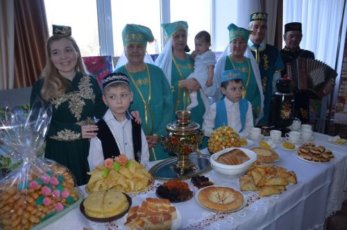Сарманда нәсел җебен өзми саклаучы гаиләләр очраштылар