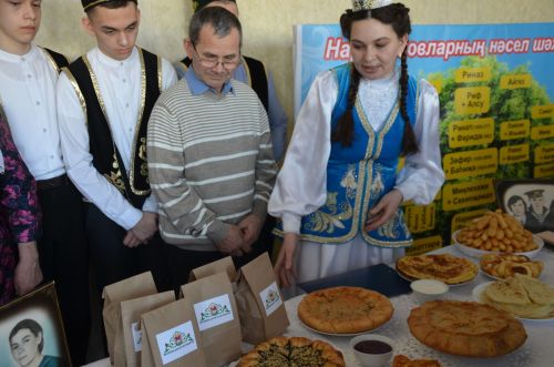 Наримановларга өчпочмак пешерү серләрен әбиләре өйрәткән