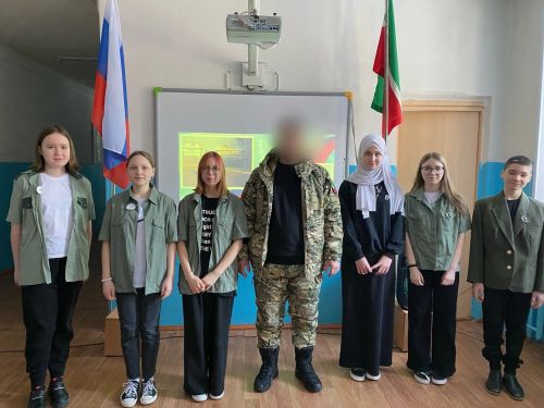 В Старомензелябашской школе состоялся Урок мужества