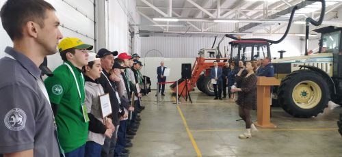 Сарманда яшь профессионаллар осталыкларын күрсәтәләр