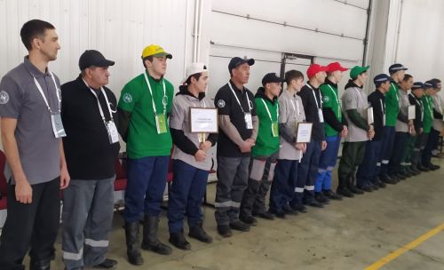Сарманда яшь профессионаллар осталыкларын күрсәтәләр