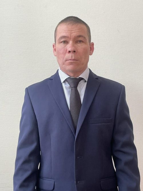 Таныш булыгыз: яңа җитәкче