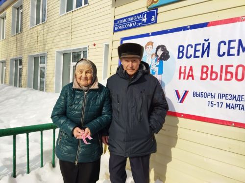 Иске Кәшер участогына машина отарга теләүчеләр иртәннән үк килә башладылар