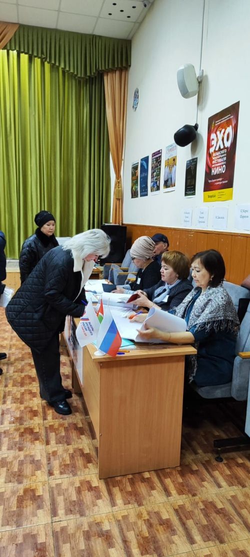 Сайлау участоклары бүген көнне уртача 56 процент белән башладылар