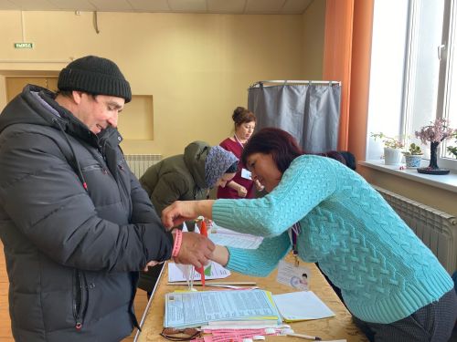 Лидия Хаҗиева хастаханәдән кайтышлый кереп сайлады