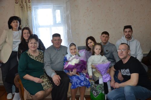 Хезмәт ветераны Нурсинә Шәяхмәт кызына 90 яшь тулды