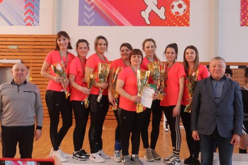Женские команды соревновались на Кубок главы района