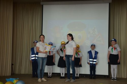 Сарман урта мәктәбе командасы агитбригадалар бәйгесендә җиңде