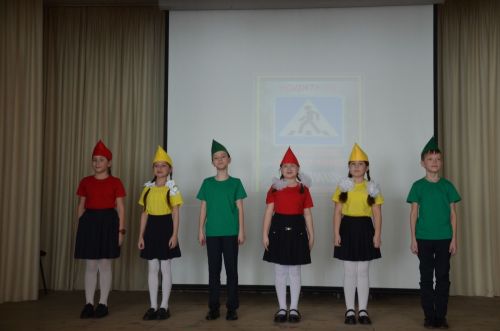 Сарман урта мәктәбе командасы агитбригадалар бәйгесендә җиңде
