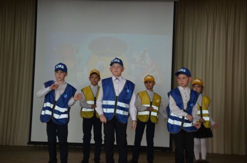 Сарман урта мәктәбе командасы агитбригадалар бәйгесендә җиңде