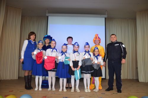 Сарман урта мәктәбе командасы агитбригадалар бәйгесендә җиңде