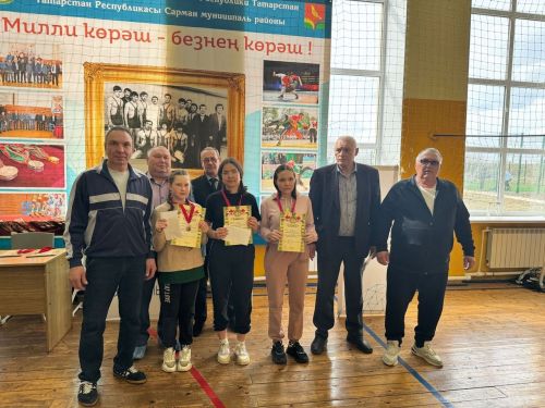 Определены лучшие борцы района