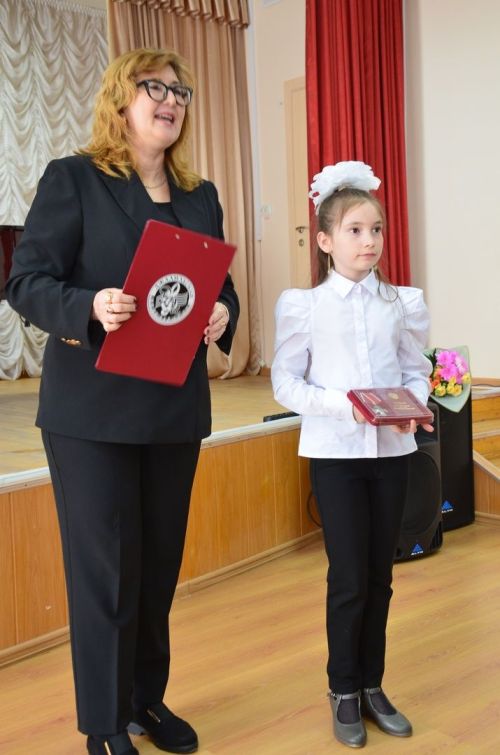 Җәлил кызы Элина яңа баянлы булды