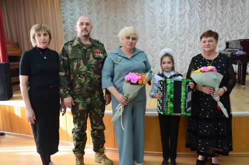 Җәлил кызы Элина яңа баянлы булды