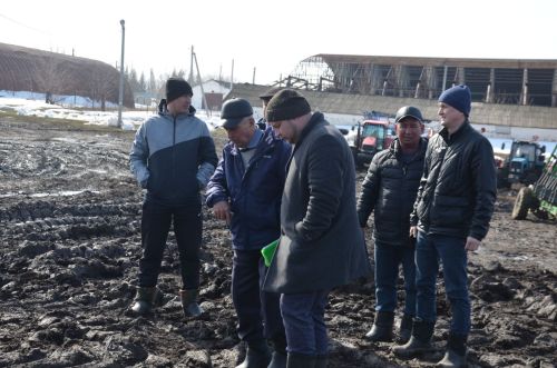 В районе определили готовность агропромышленных комплексов к весенне-полевым работам