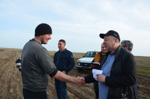 В районе наградили первых передовиков весенне-полевых работ