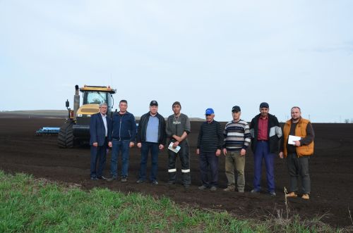 В районе наградили первых передовиков весенне-полевых работ
