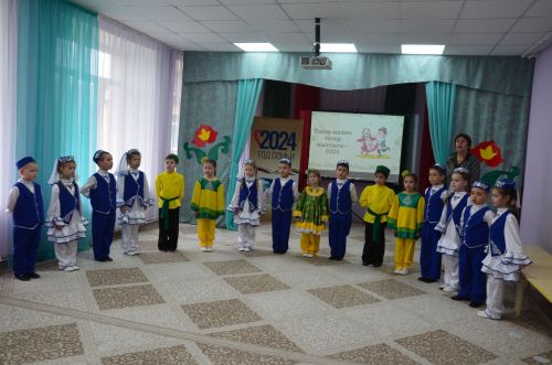 Районның татар малае белән татар кызчыгы ачыкландылар
