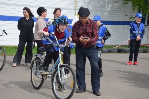 В Сарманово соревновались лучшие юные инспекторы движения