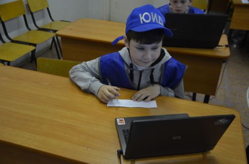 В Сарманово соревновались лучшие юные инспекторы движения
