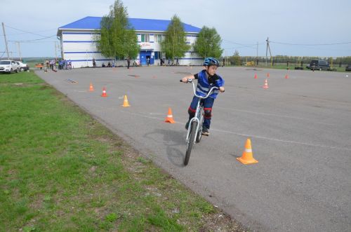 В Сарманово соревновались лучшие юные инспекторы движения