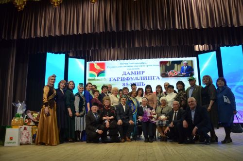 Олпат шәхесебез Дамир Гарифуллинның 85 яшьлеген бәйрәм иттеләр