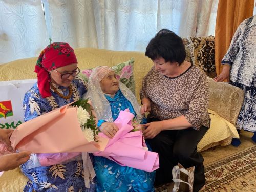 Район легендасына 105 яшь тулды