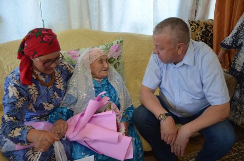 Район легендасына 105 яшь тулды