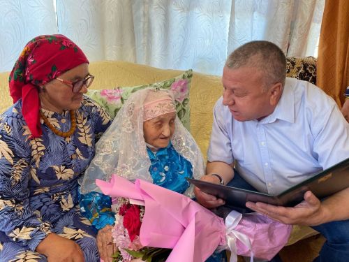 Район легендасына 105 яшь тулды