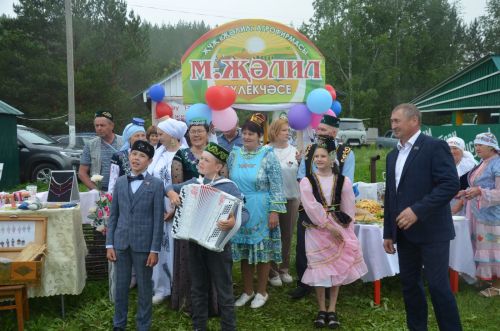Сабан туе кунаклар каршылаудан башланды