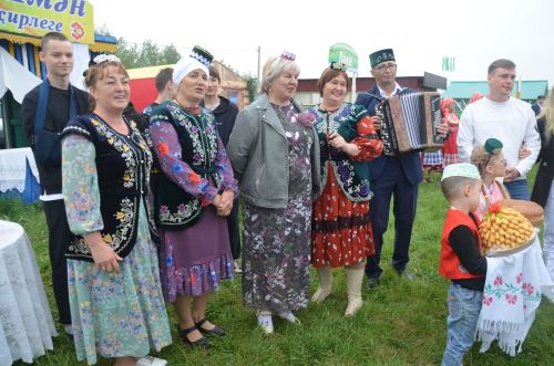 Сабан туе кунаклар каршылаудан башланды