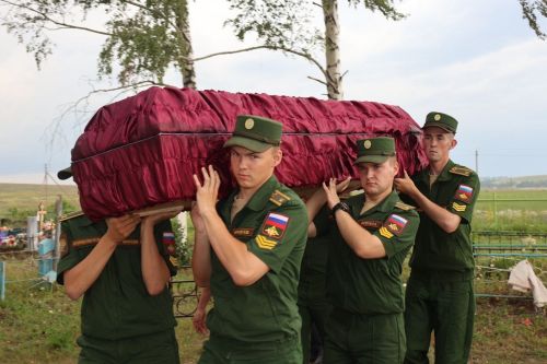 В Джалиле проводили в последний путь участника СВО