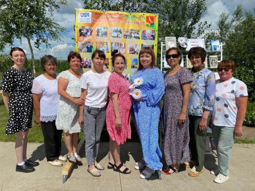 Татар Илеге паркында Гаилә, мәхәббәт һәм тугрылык көненә багышланган чарадан фоторепортаж