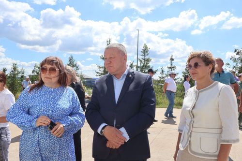 Татар Илеге паркында Гаилә, мәхәббәт һәм тугрылык көненә багышланган чарадан фоторепортаж