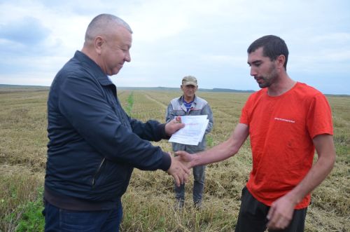 В районе определили передовиков уборки