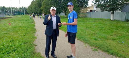 Молодогвардейцы района поздравили сармановцев