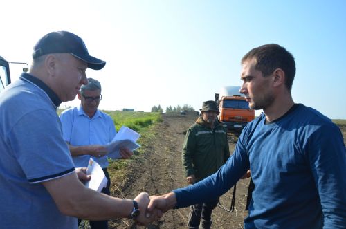 В районе наградили передовиков свеклоуборочной кампании