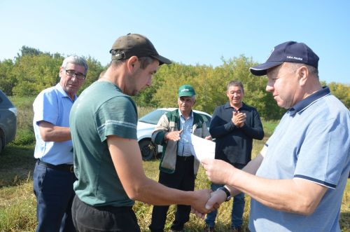 В районе определили передовиков уборки