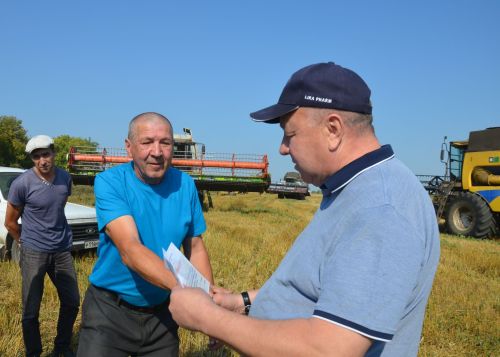 В районе определили передовиков уборки