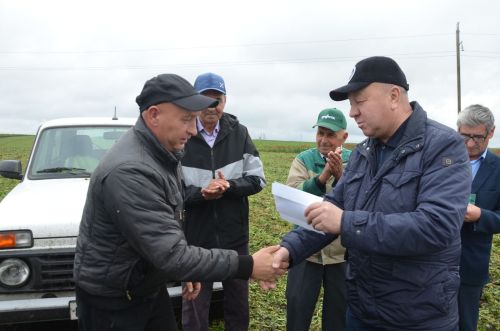 В районе наградили передовиков свеклоуборочной кампании