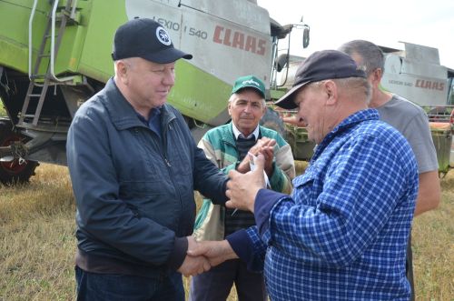 В районе определили передовиков уборки