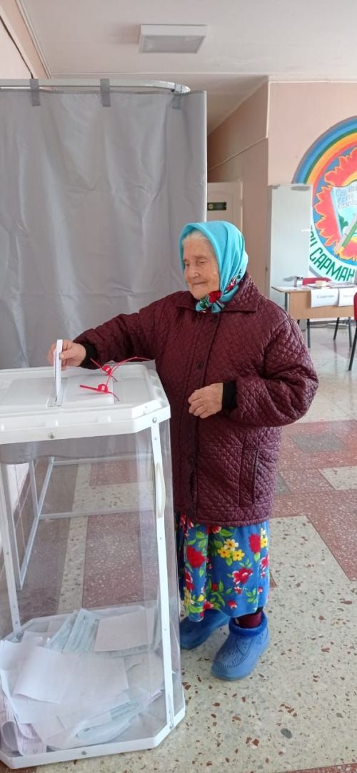 94 яшьлек Сөмбел апа сайлауларда биеп тә алды