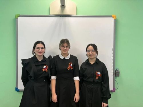 Школы района начали изготавливать георгиевские ленты