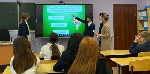 В Джалильской СОШ №1 отметили День детских изобретений
