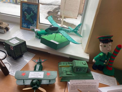 В Сармановской школе состоялся конкурс моделей военной техники
